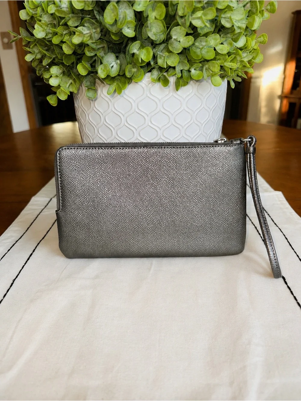 COACH Signature Zip Card Case Wristlet